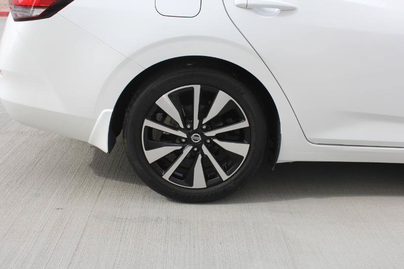 Used 2022 Nissan Sentra SV w/ SV Premium Package FWD image 39