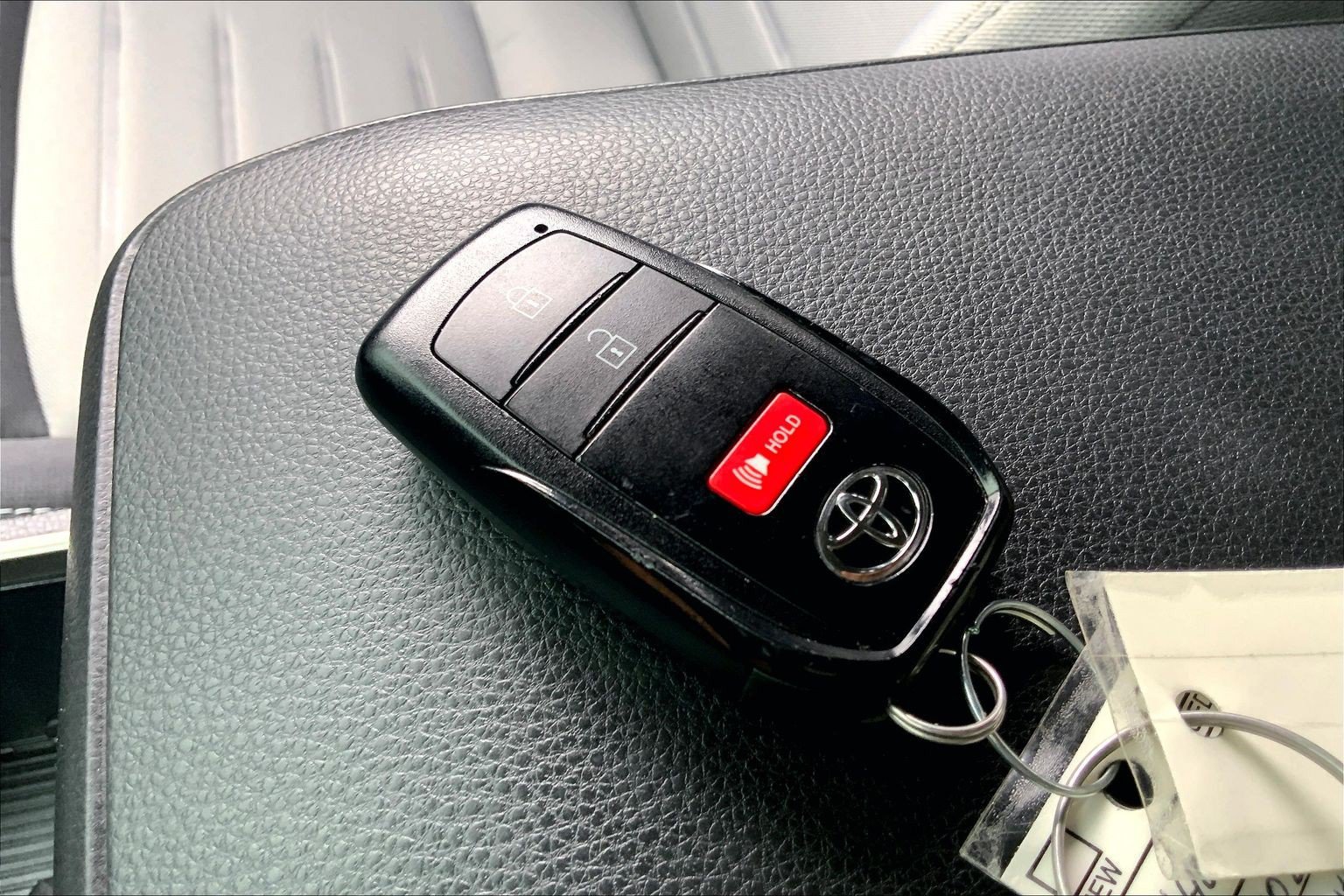 Used 2025 Toyota Tacoma TRD Off-Road AWD/4WD image 14