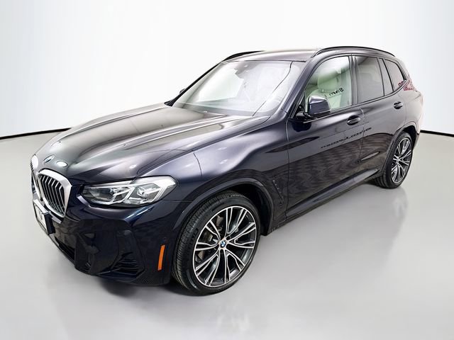 Used 2023 BMW X3 sDrive30i w/ M Sport Package RWD image 3