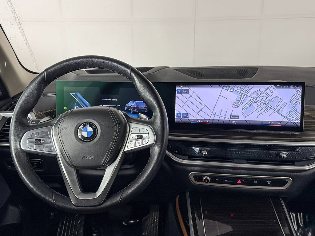 Used 2023 BMW X7 xDrive40i w/ Premium Package image 37