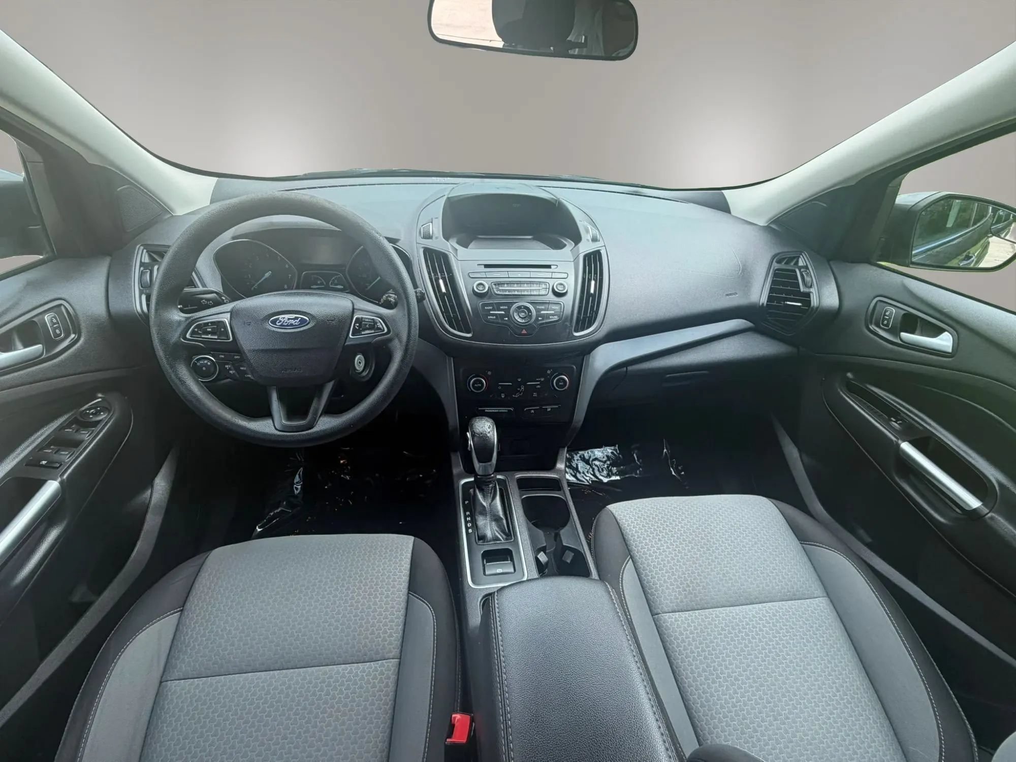 Used 2018 Ford Escape SE FWD image 10