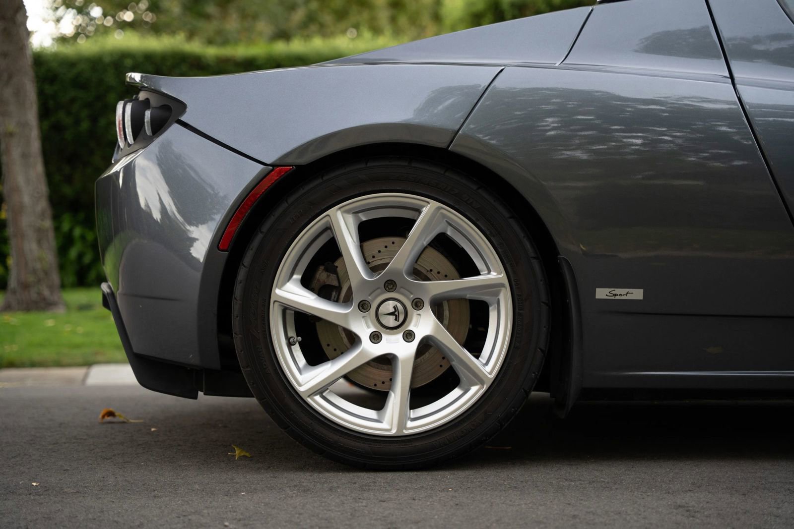 Used 2011 Tesla Roadster Sport image 59