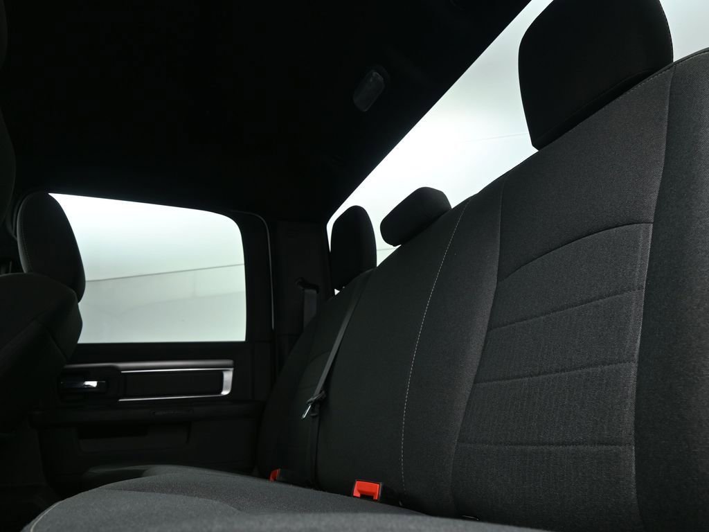 Used 2024 RAM 1500 Classic Warlock image 12