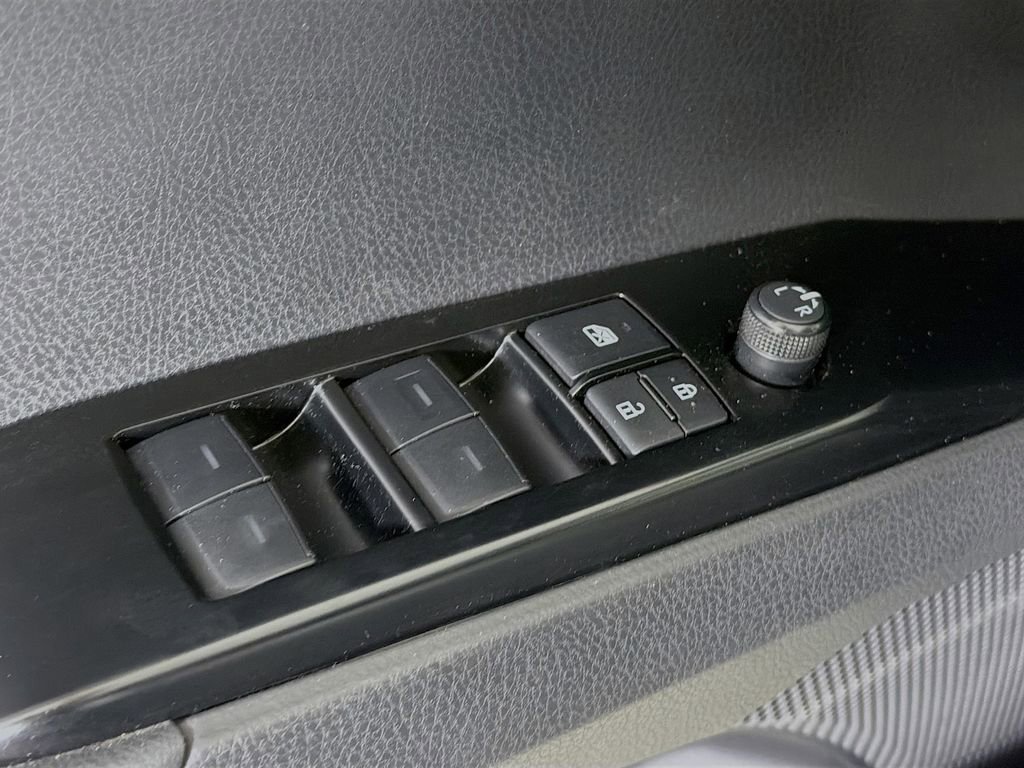 Used 2025 Toyota Camry LE FWD image 20