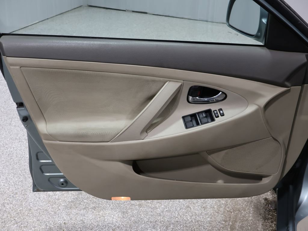 Used 2008 Toyota Camry LE image 20