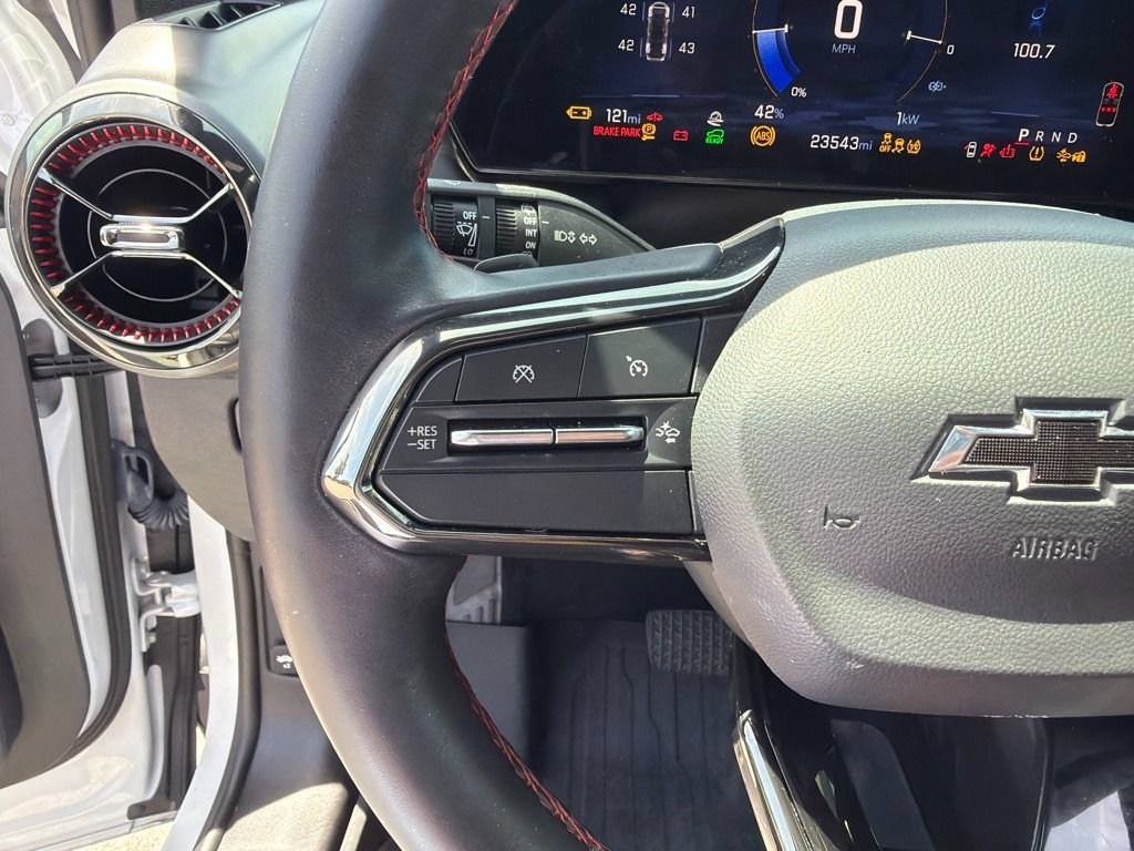 Used 2024 Chevrolet Equinox EV RS FWD image 20