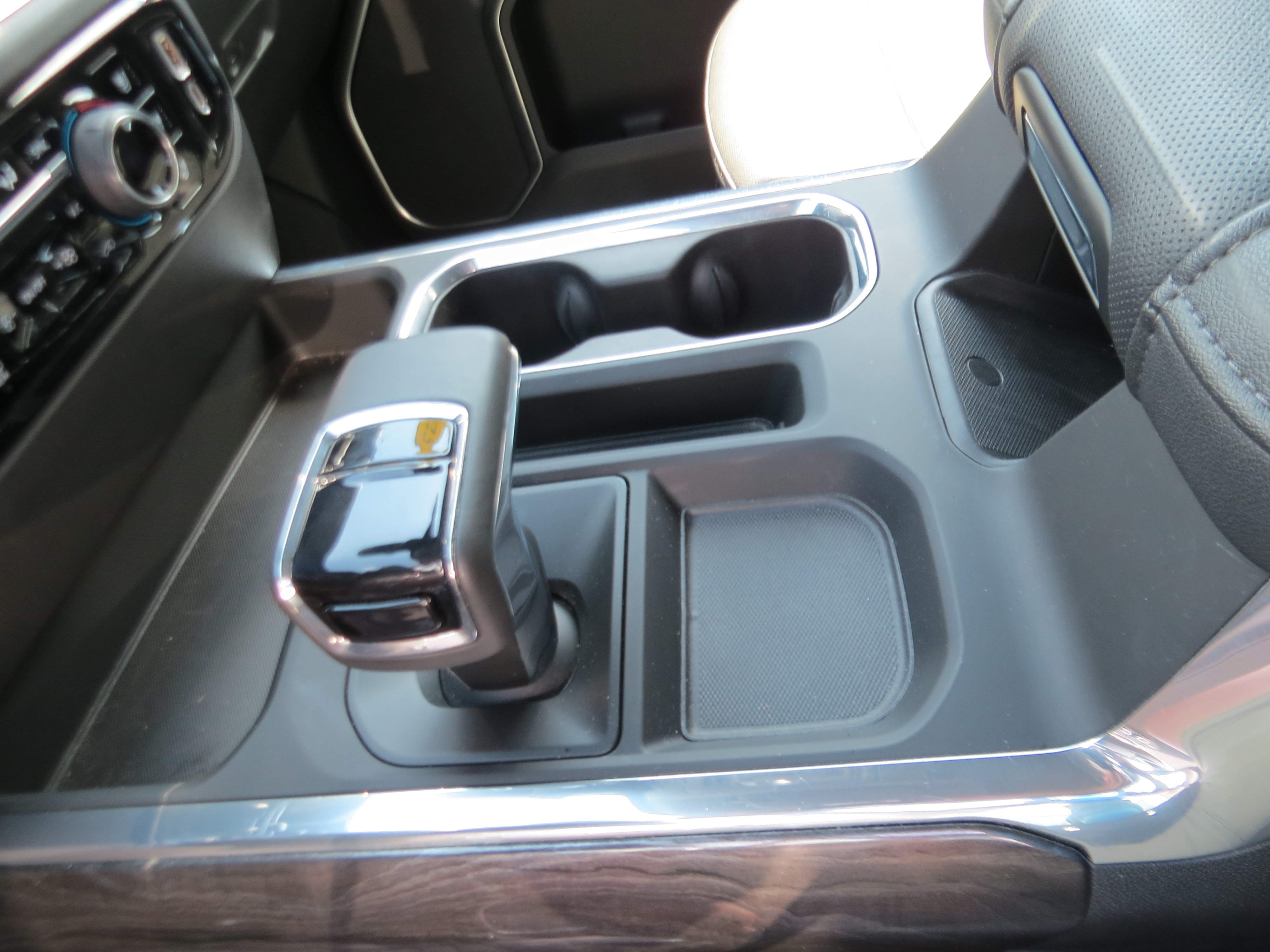 Used 2025 Chevrolet Silverado 1500 LTZ w/ Technology Package AWD/4WD image 19
