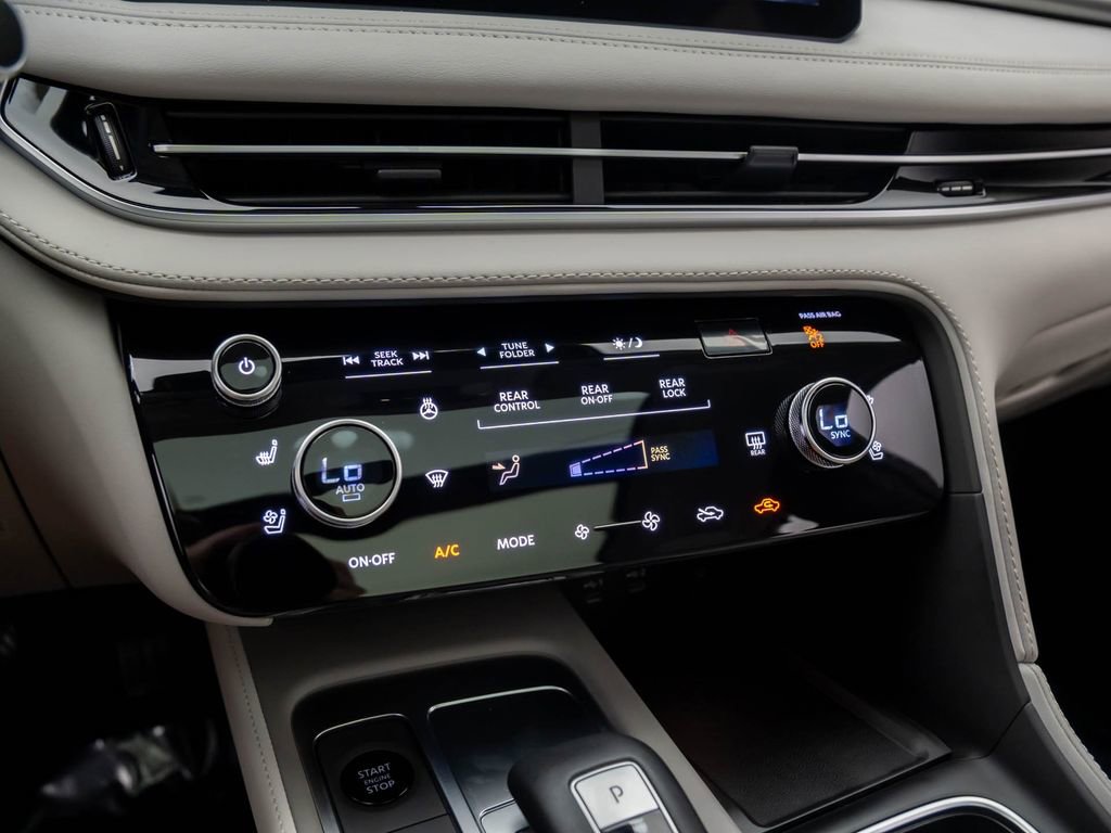 New 2026 INFINITI QX60 Luxe w/ Cargo Package image 25