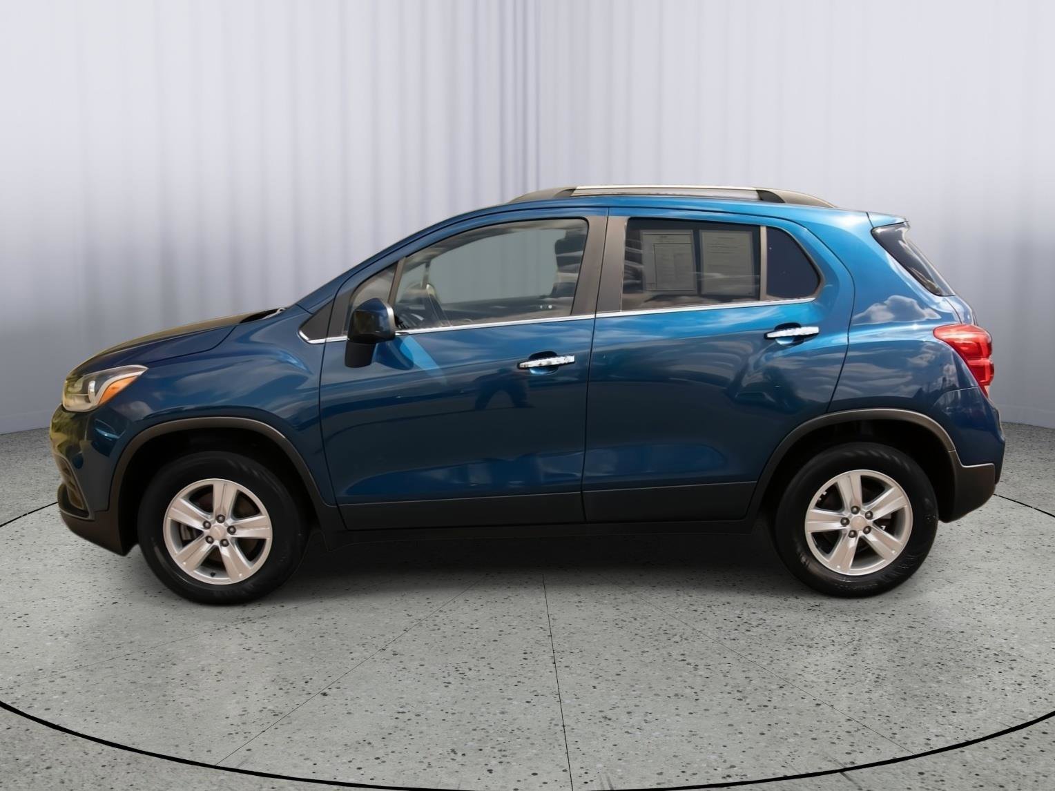 Used 2019 Chevrolet Trax LT w/ Driver Confidence Package AWD/4WD image 18
