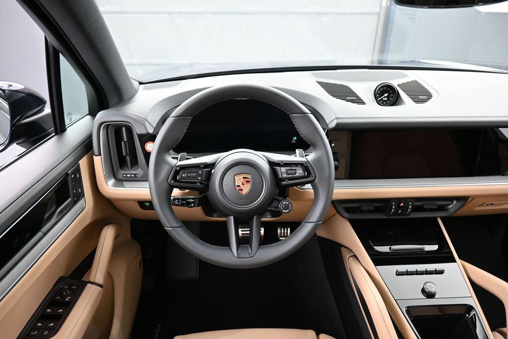 New 2026 Porsche Cayenne S AWD/4WD image 17