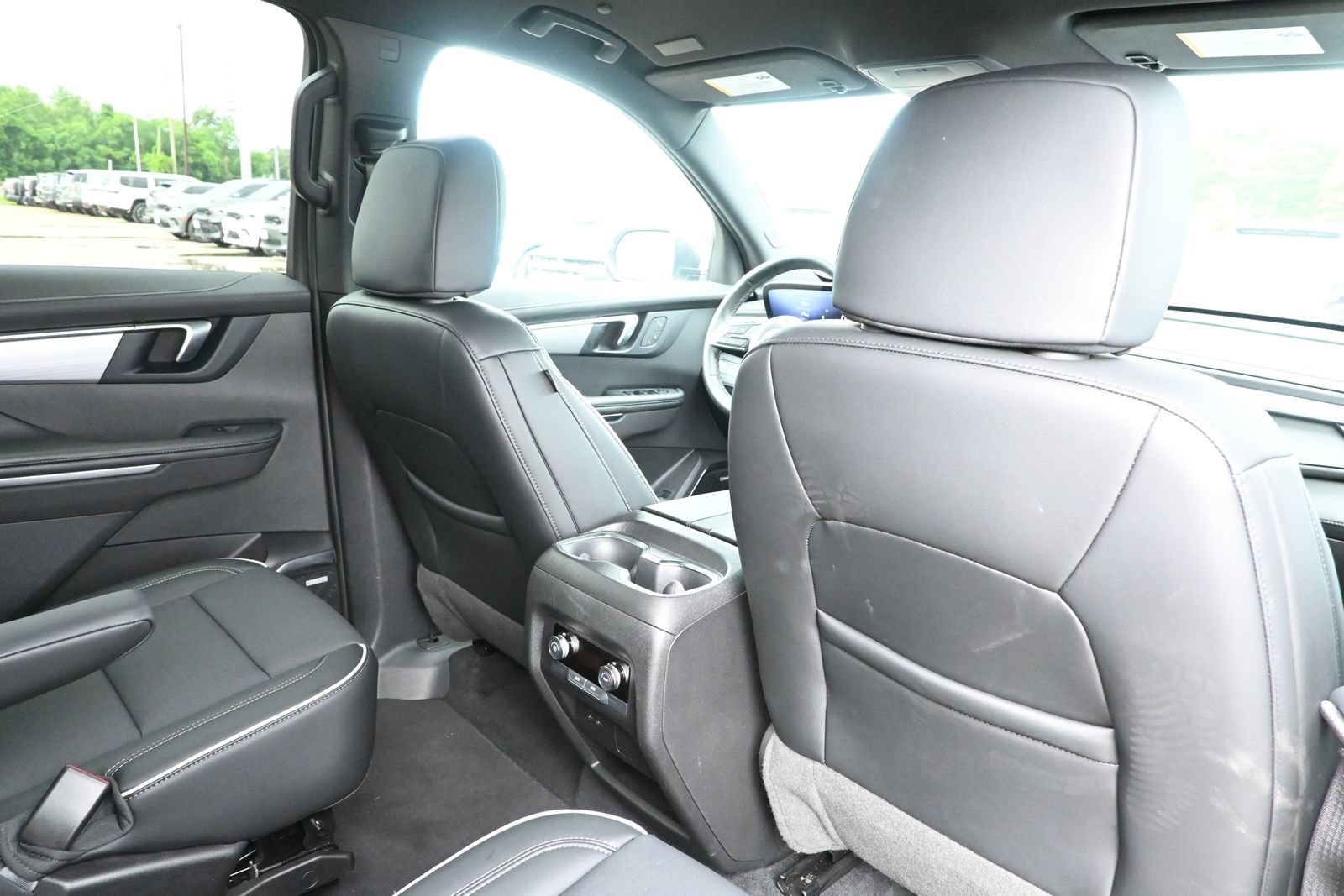 Used 2026 Buick Enclave Preferred FWD image 31