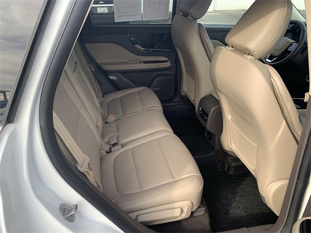 Used 2024 Lincoln Corsair AWD image 27