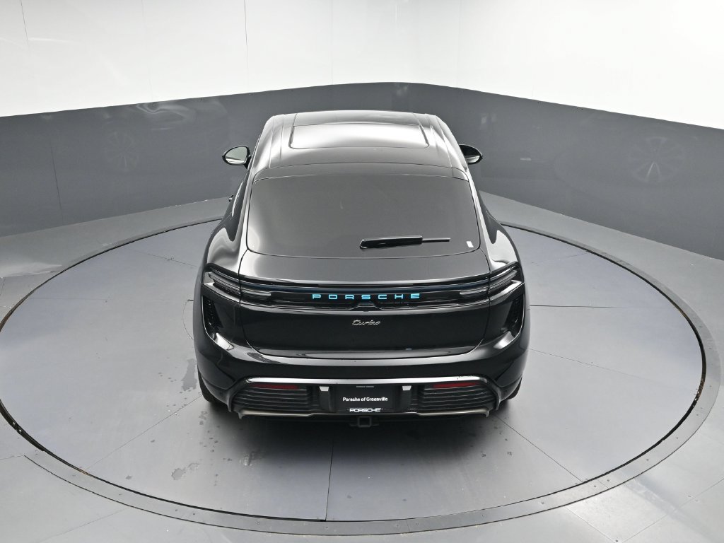 Certified 2025 Porsche Macan Turbo Electric AWD/4WD image 37