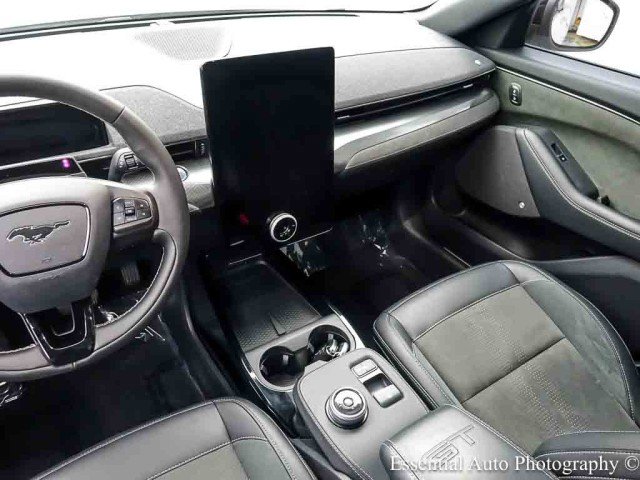 Used 2022 Ford Mustang Mach-E GT w/ GT Performance Edition AWD/4WD image 17