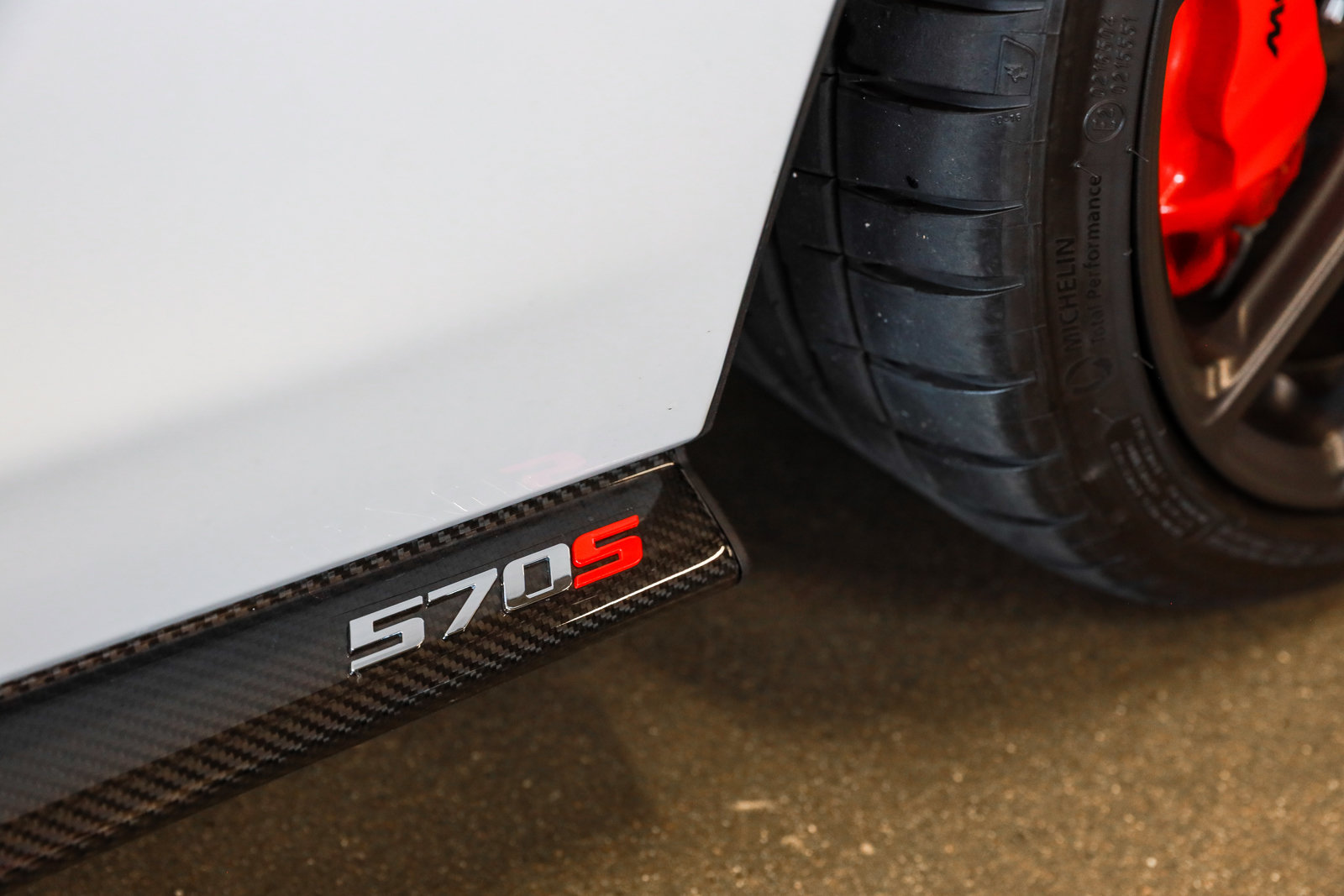 Used 2016 McLaren 570S Coupe RWD image 35