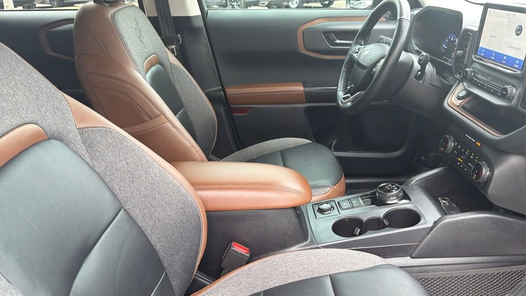 Used 2022 Ford Bronco Sport Outer Banks image 9