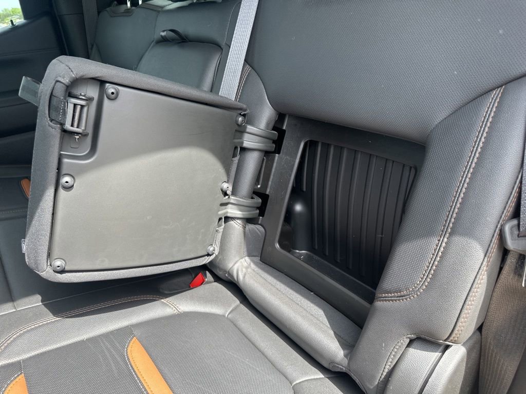 Used 2021 GMC Sierra 1500 AT4 w/ AT4 Value Package AWD/4WD image 28