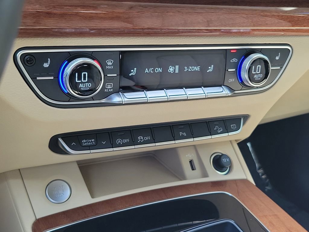 Used 2021 Audi Q5 Premium image 30