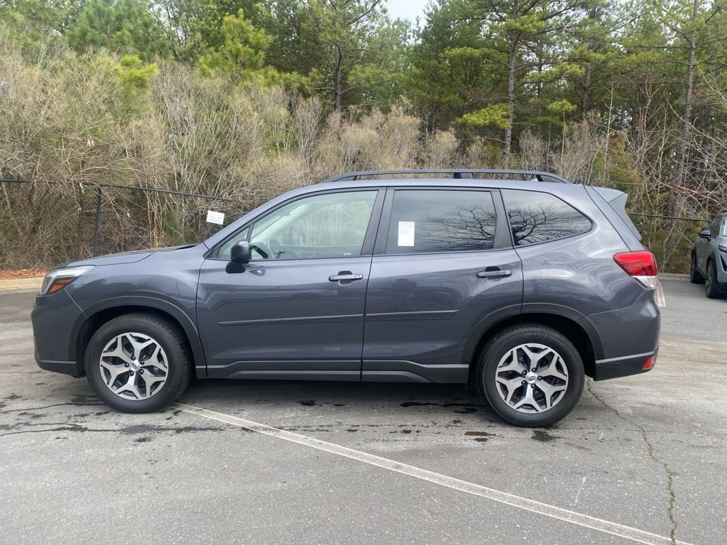 Used 2021 Subaru Forester Premium image 6