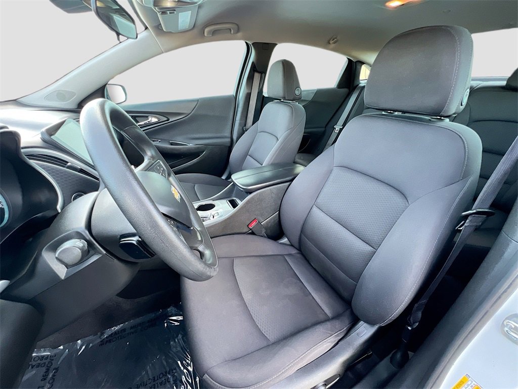 Used 2024 Chevrolet Malibu LT image 20