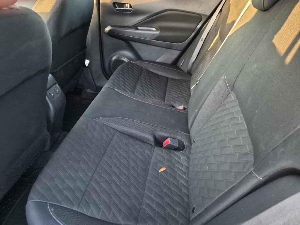 Used 2023 Nissan Kicks SV FWD image 12
