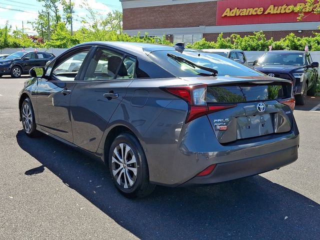 Used 2020 Toyota Prius LE AWD/4WD image 4