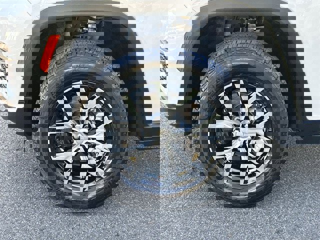 Certified 2024 Jeep Grand Cherokee Limited image 10