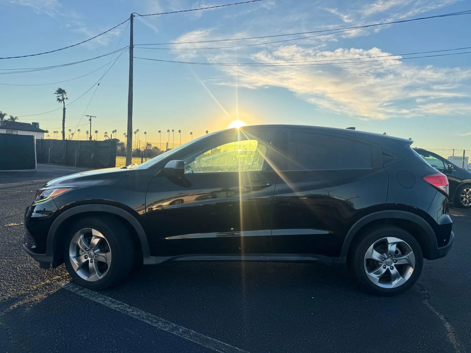 Used 2019 Honda HR-V LX image 3