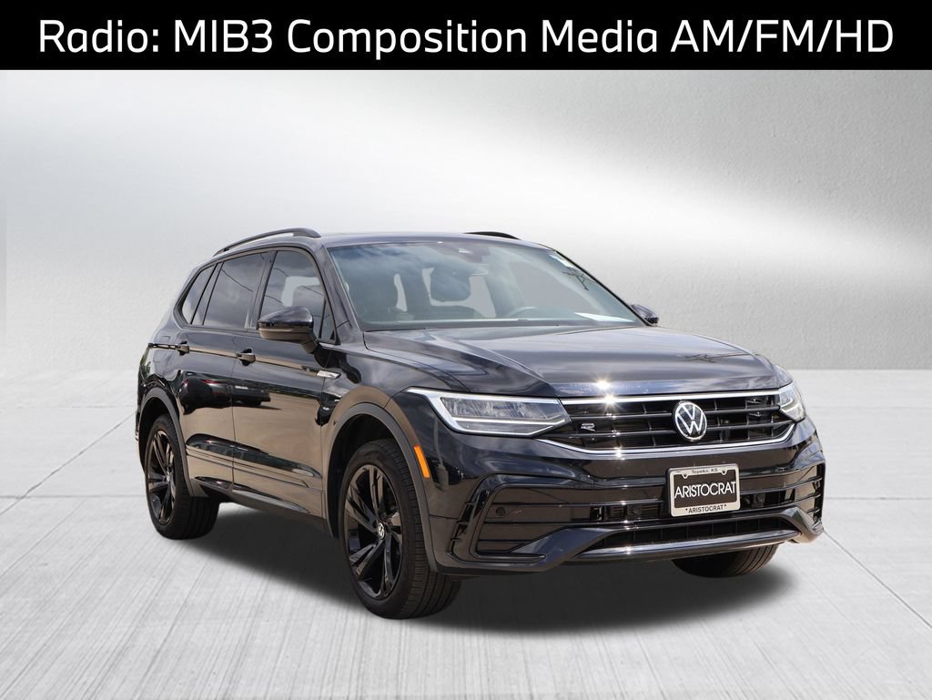 Certified 2023 Volkswagen Tiguan SE R-Line FWD image 5