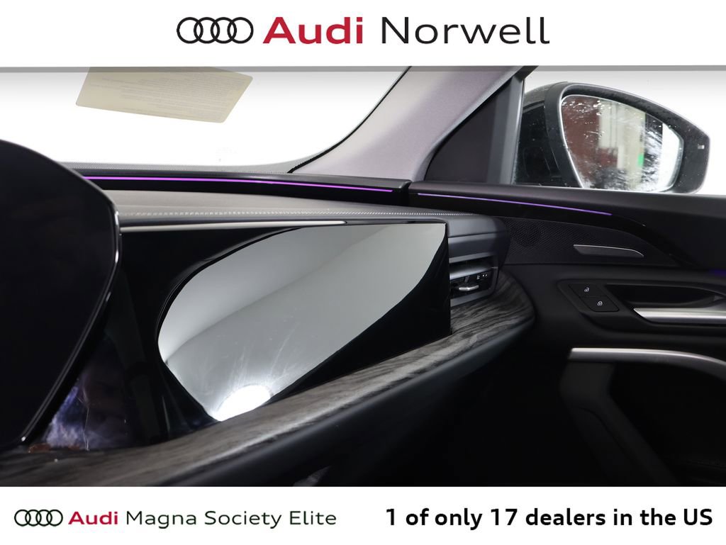 Used 2025 Audi Q5 Premium Plus w/ Premium Plus AWD/4WD image 8