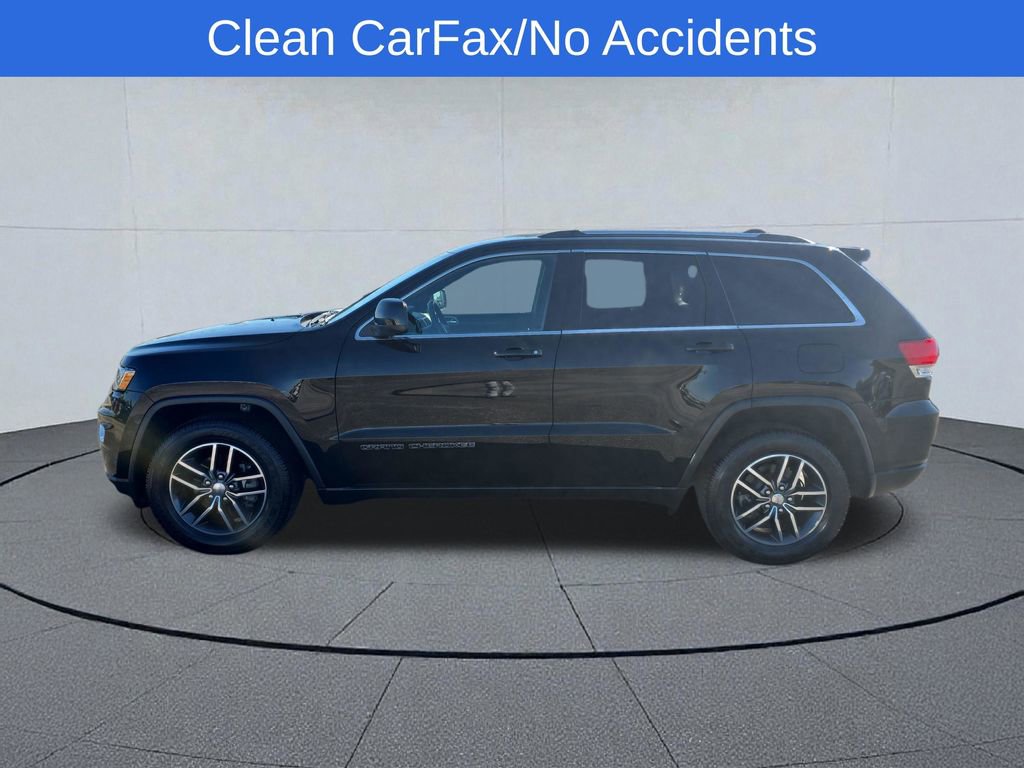 Used 2018 Jeep Grand Cherokee Laredo image 2
