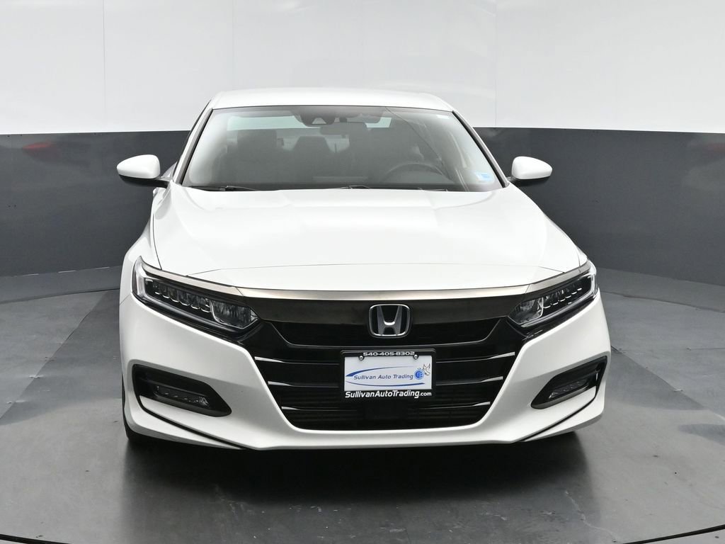 Used 2019 Honda Accord Sport image 2