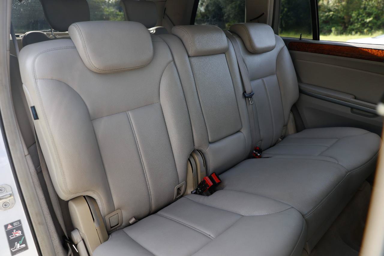 Used 2009 Mercedes-Benz GL 450 4MATIC image 12