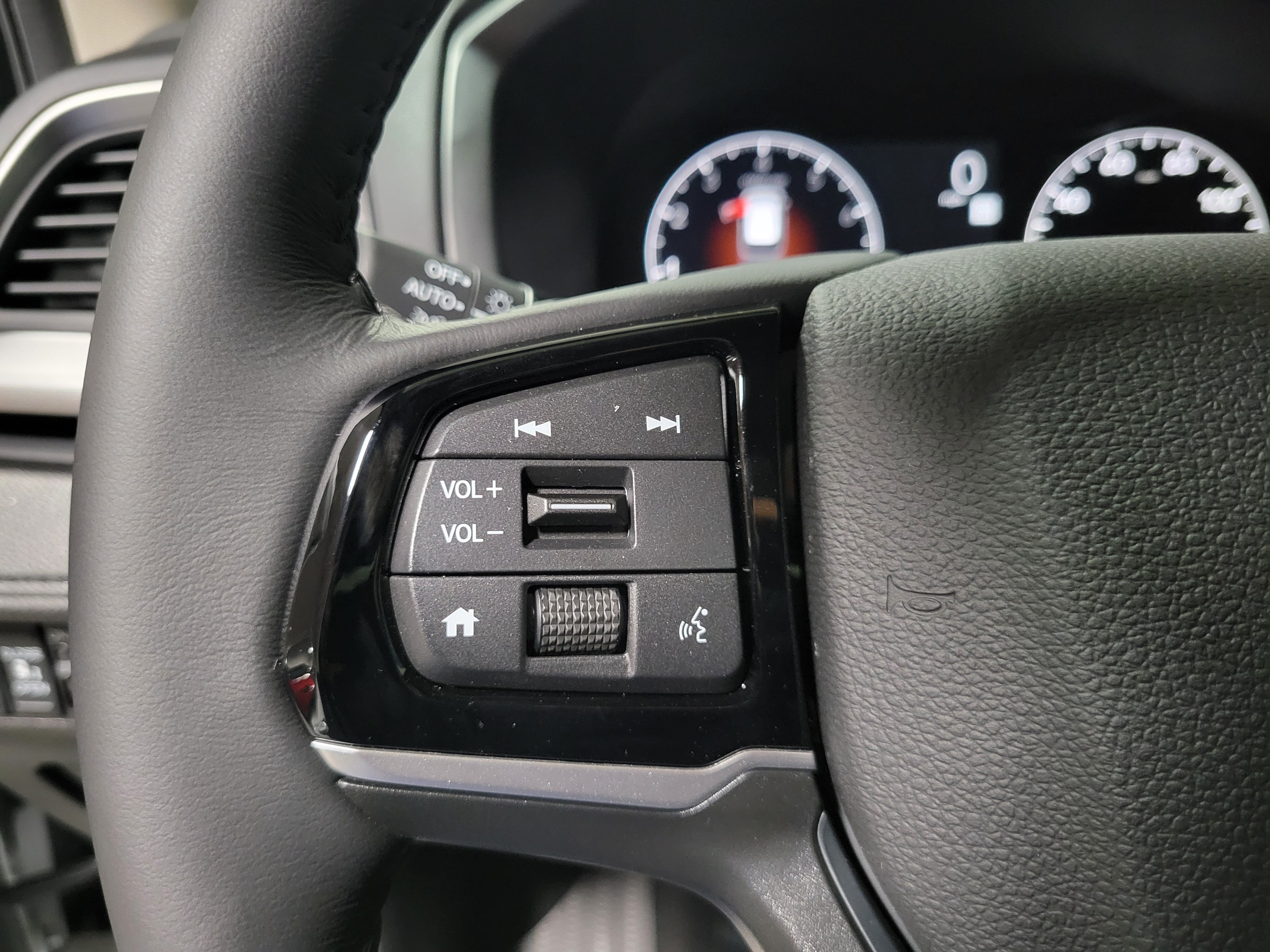 Used 2026 Honda Odyssey EX-L image 25