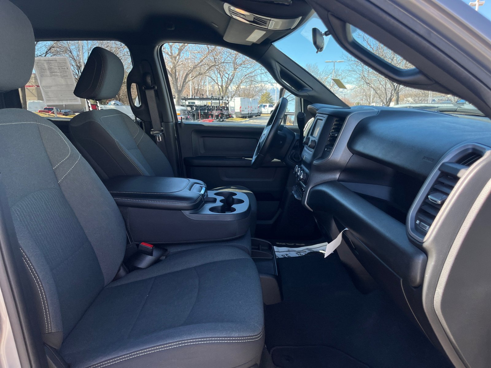 Used 2024 RAM 2500 Tradesman w/ Chrome Appearance Group image 27