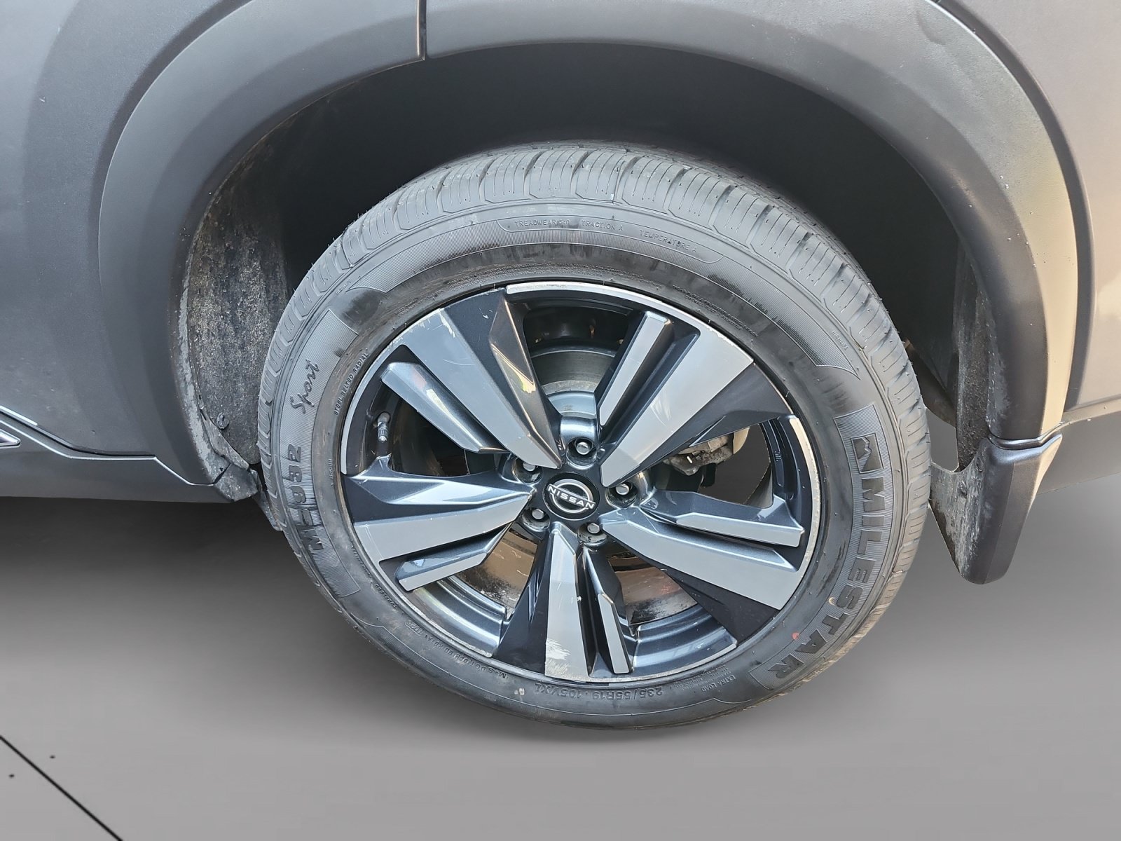 Used 2023 Nissan Rogue SL FWD image 14