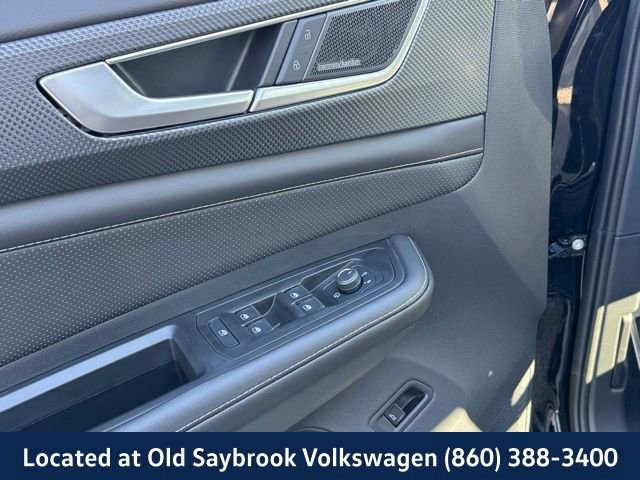 New 2025 Volkswagen Atlas Cross Sport SEL Premium R-Line image 33