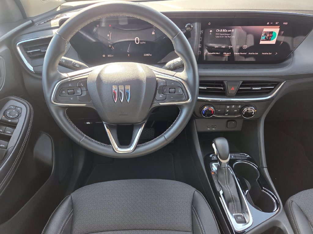 Used 2025 Buick Encore GX Preferred FWD image 22