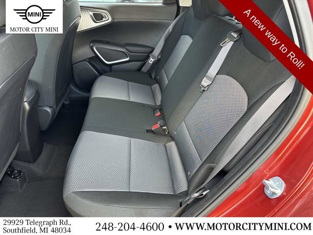 Used 2023 Kia Soul LX image 15