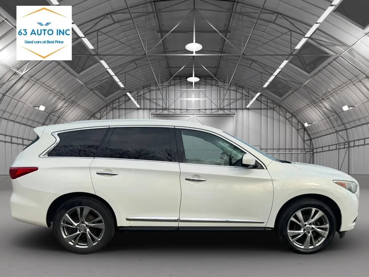 Used 2013 INFINITI JX35 AWD w/ Premium Pkg image 6