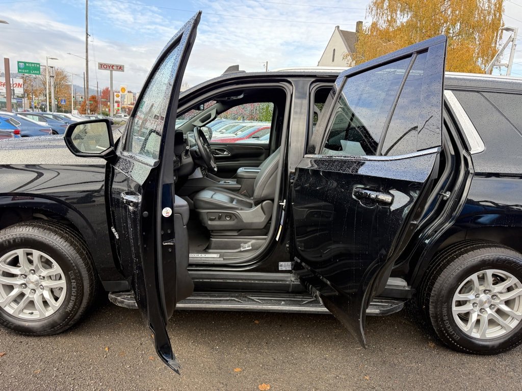 Used 2023 Chevrolet Tahoe LT image 24