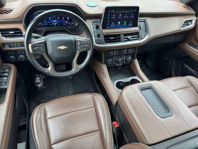 Used 2023 Chevrolet Suburban High Country w/ Premium Package 2 AWD/4WD image 13