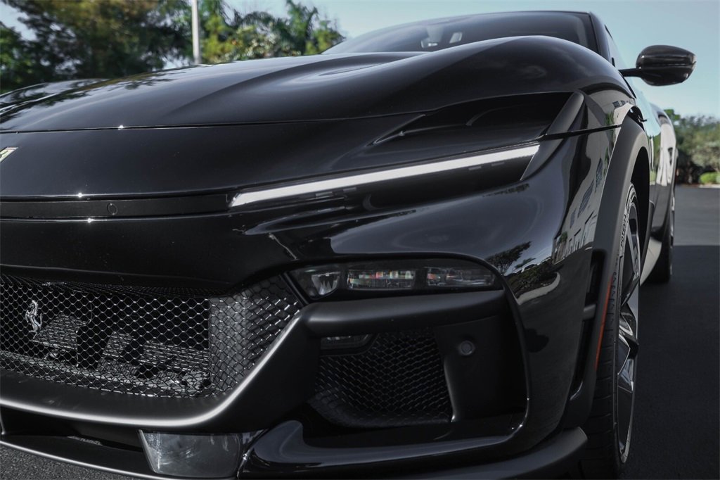 Certified 2024 Ferrari Purosangue Base image 11