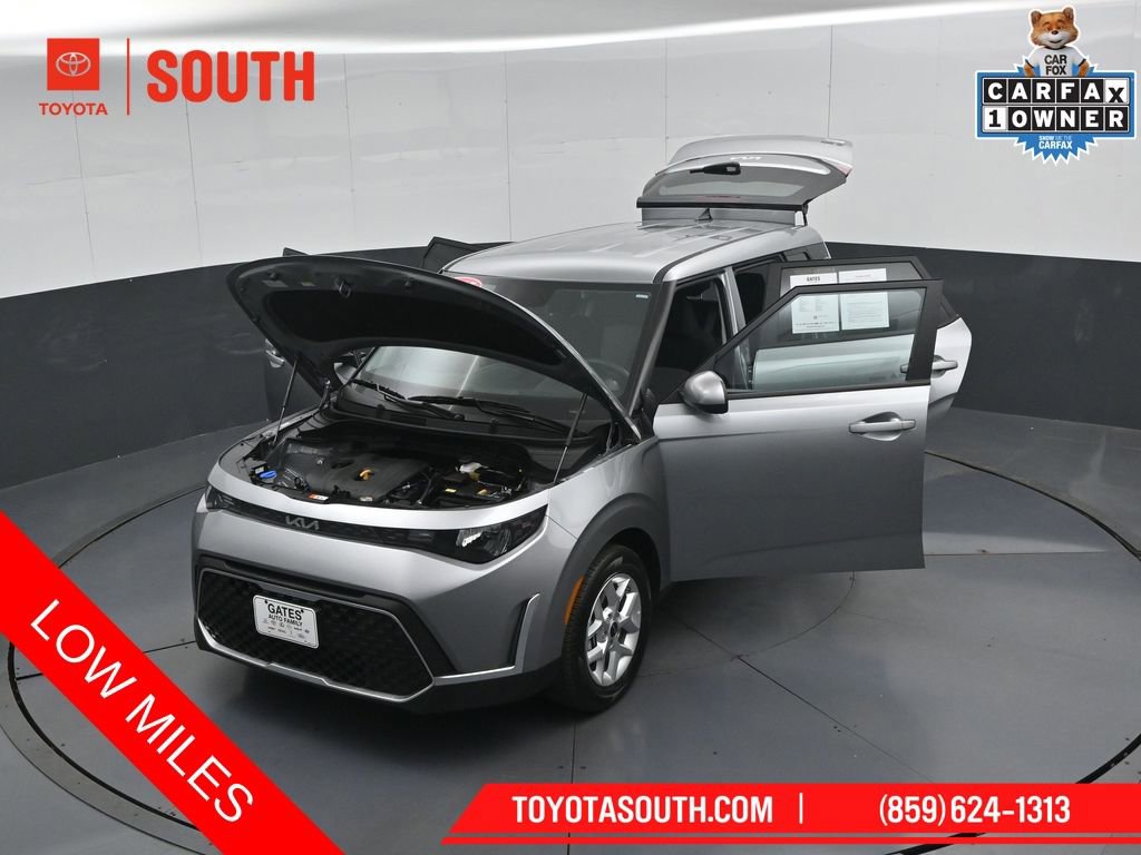 Used 2025 Kia Soul LX w/ LX Technology Package FWD image 49