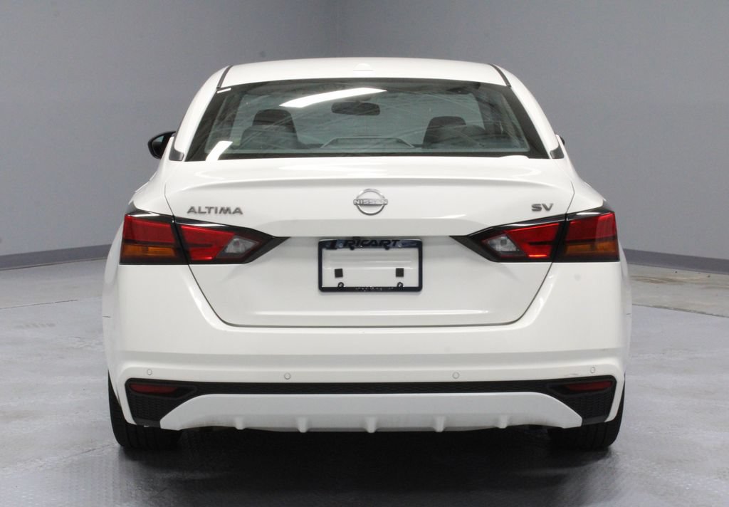 Certified 2024 Nissan Altima 2.5 SV FWD image 10