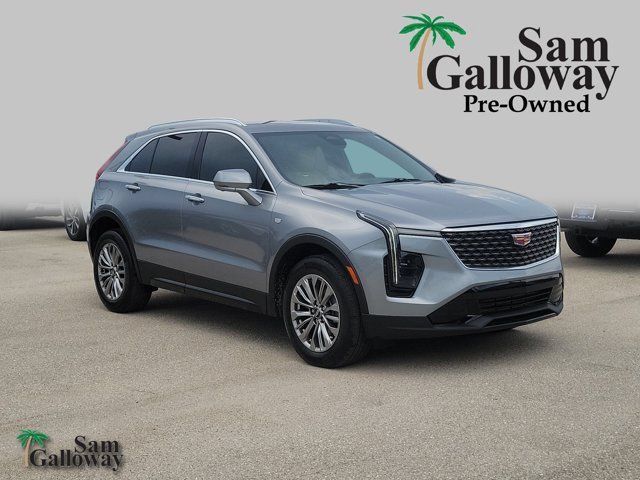 Used 2025 Cadillac XT4 Premium Luxury FWD image 1