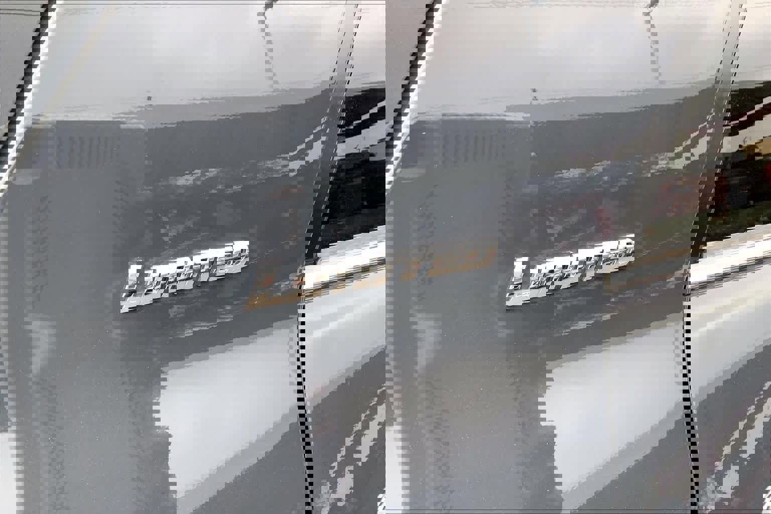 Used 2024 Toyota 4Runner Limited AWD/4WD image 10