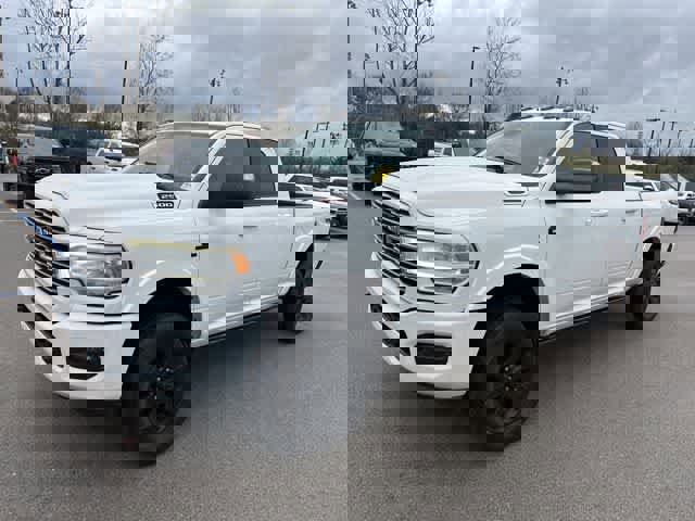 Used 2019 RAM 2500 Laramie w/ Night Edition image 2