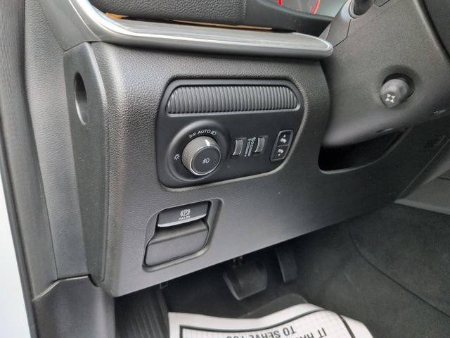 Used 2023 Jeep Wagoneer Series II AWD/4WD image 13
