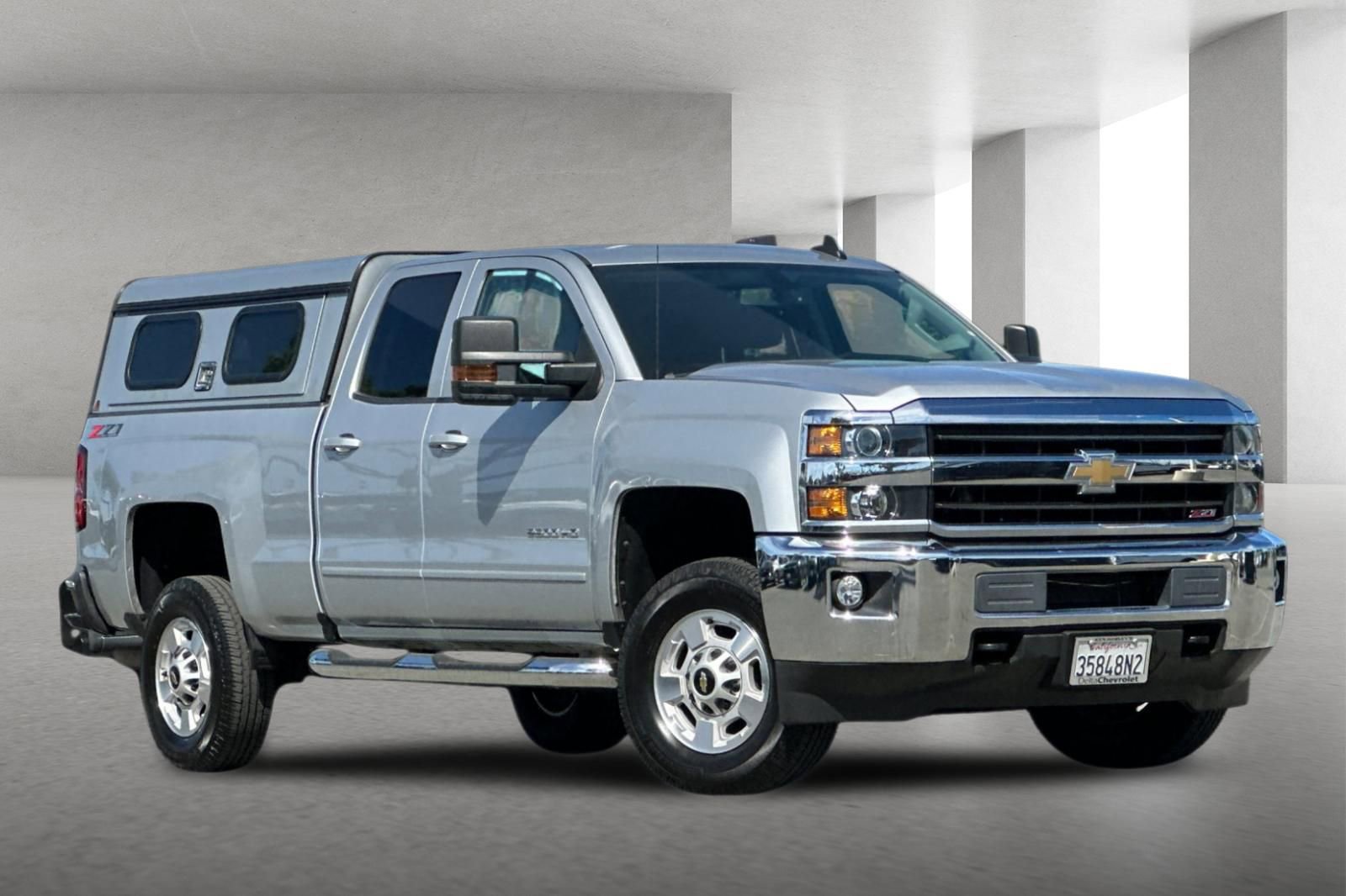 Used 2019 Chevrolet Silverado 2500 LT w/ All Star Edition image 2